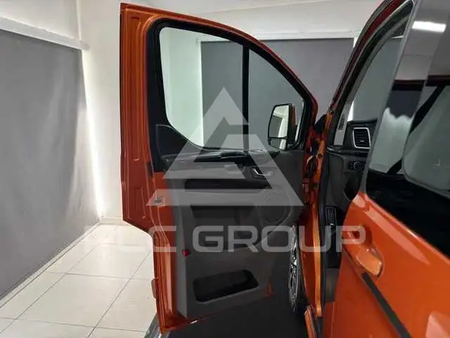 2021 Ford Tourneo
