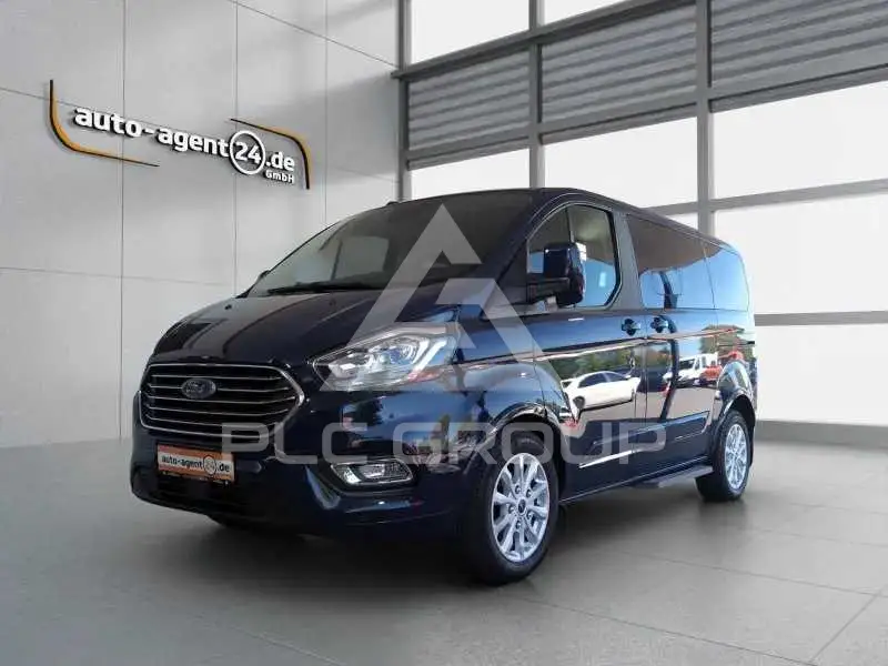 2021 Ford Tourneo