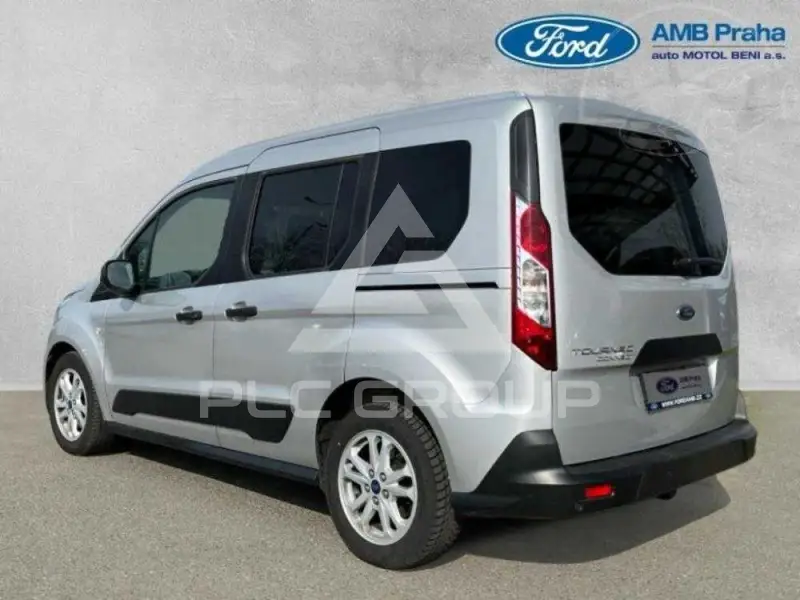 2021 Ford Tourneo
