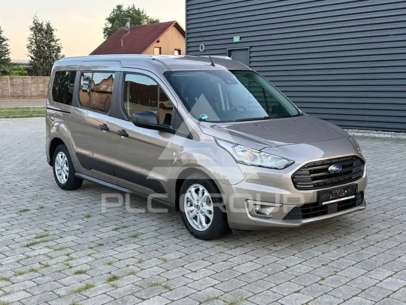 2021 Ford Tourneo