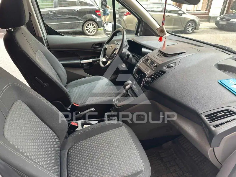 2021 Ford Tourneo