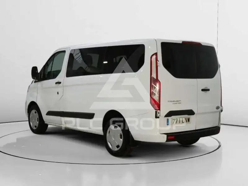 2021 Ford Tourneo