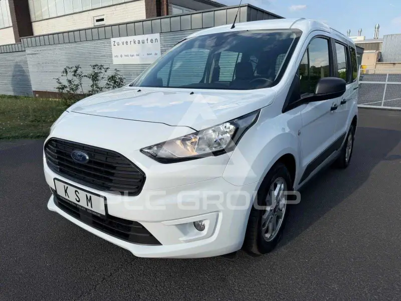 2021 Ford Tourneo