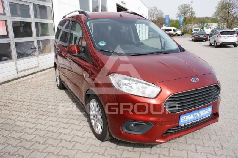 2021 Ford Tourneo