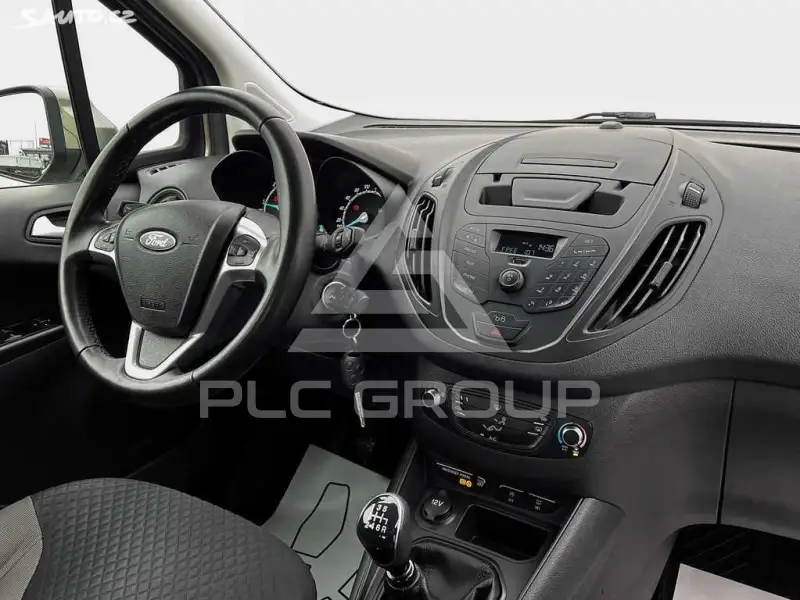 2021 Ford Tourneo