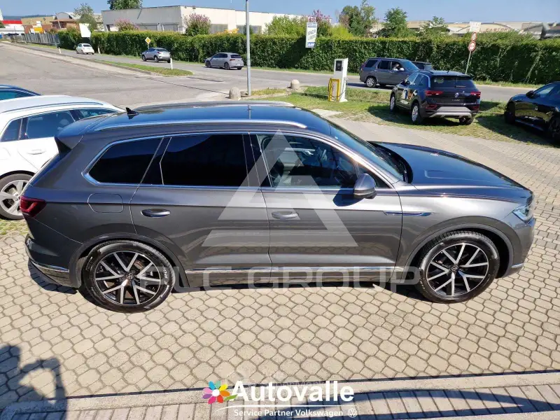 2021 Volkswagen Touareg