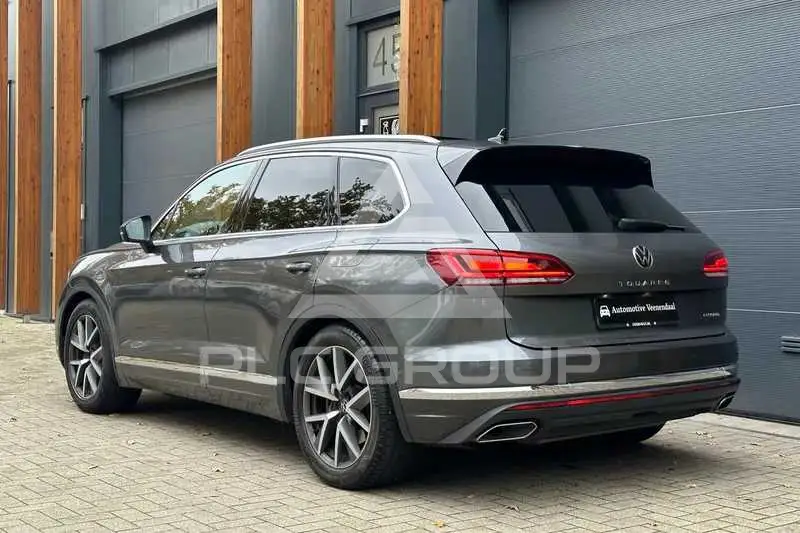 2021 Volkswagen Touareg