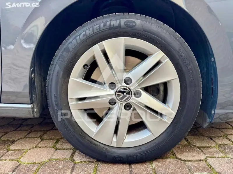 2021 Volkswagen GOLF