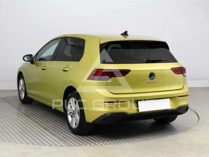 2021 Volkswagen GOLF