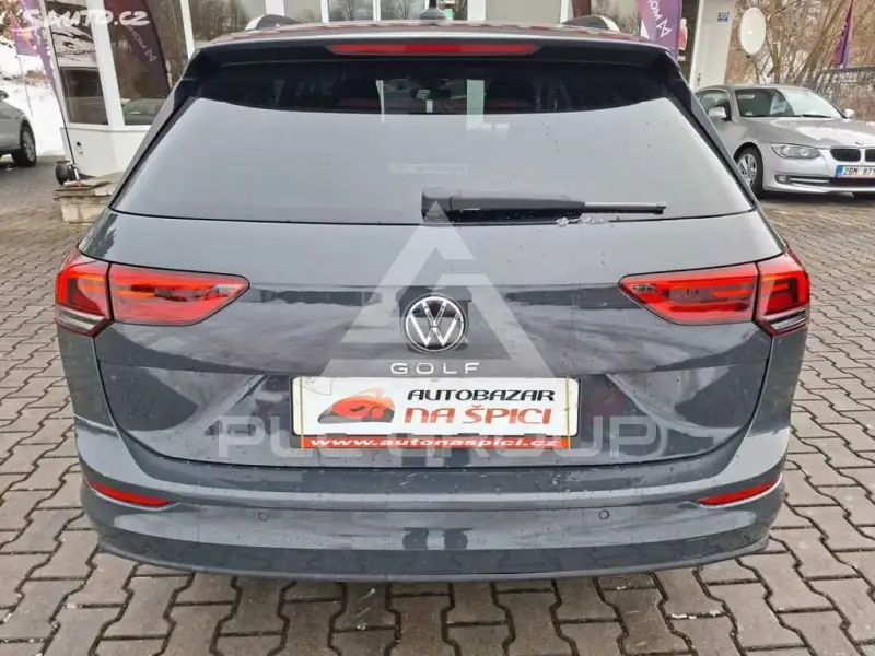 2021 Volkswagen GOLF