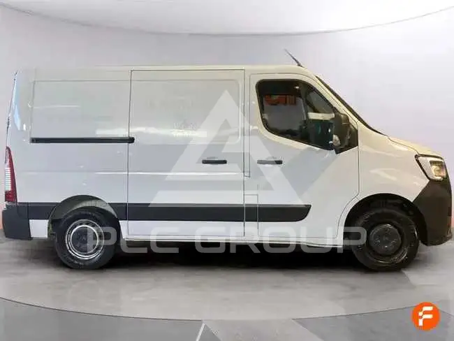 2021 Renault Master