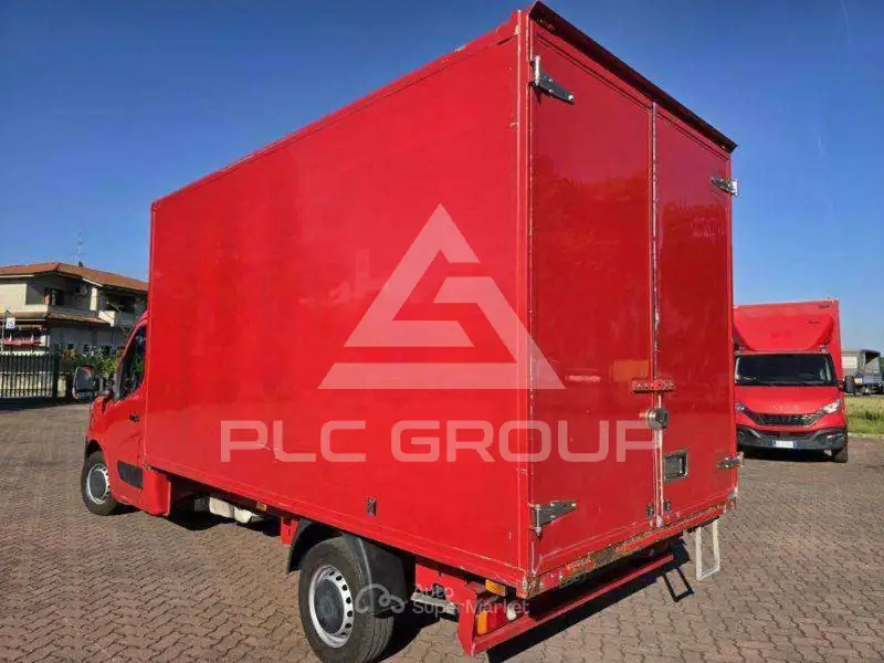 2021 Renault Master