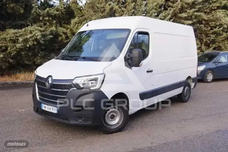 2021 Renault Master