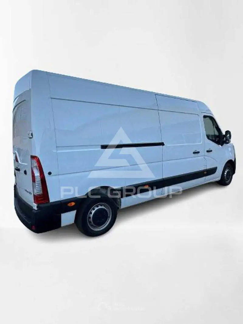 2021 Renault Master