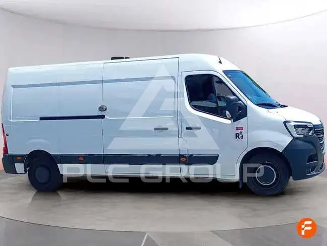 2021 Renault Master