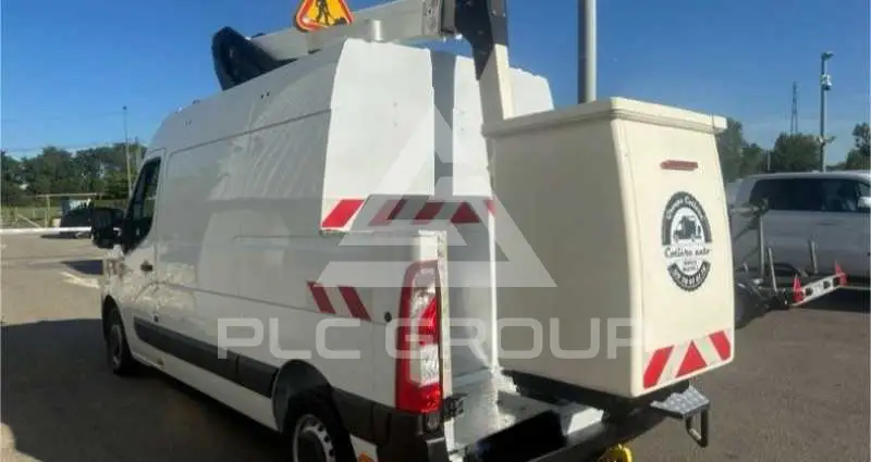 2021 Renault Master