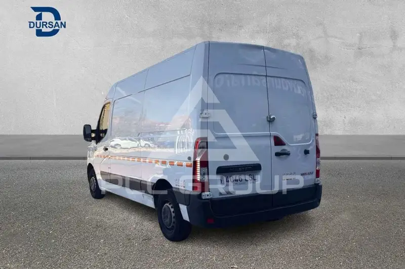2021 Renault Master