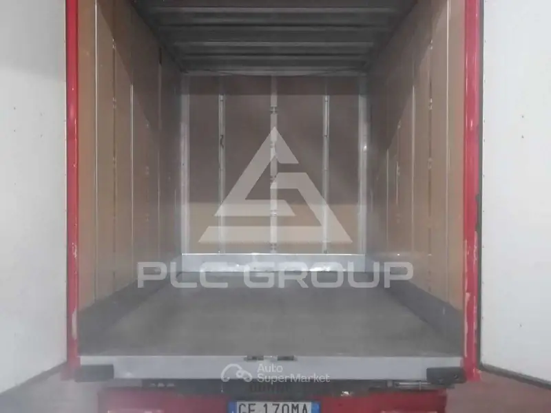 2021 Renault Master