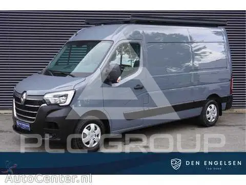 2021 Renault Master