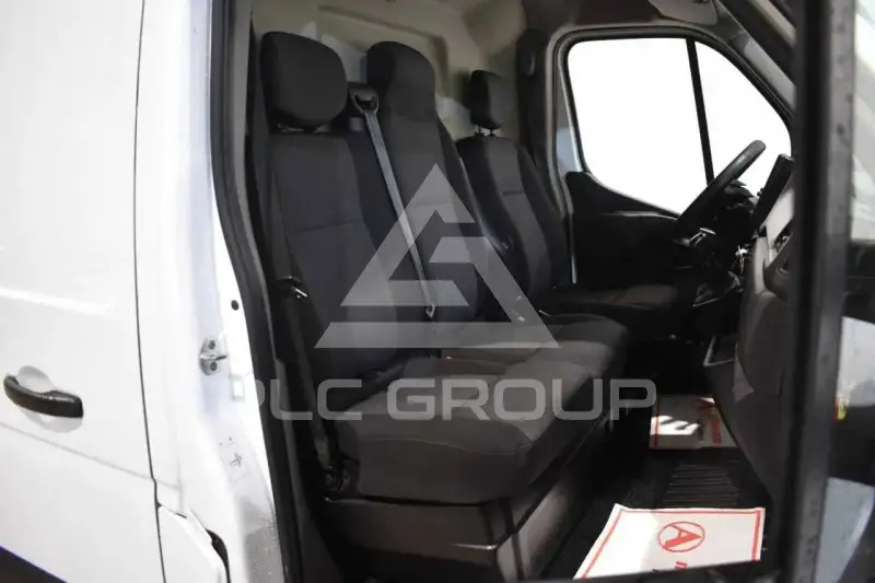 2021 Renault Master