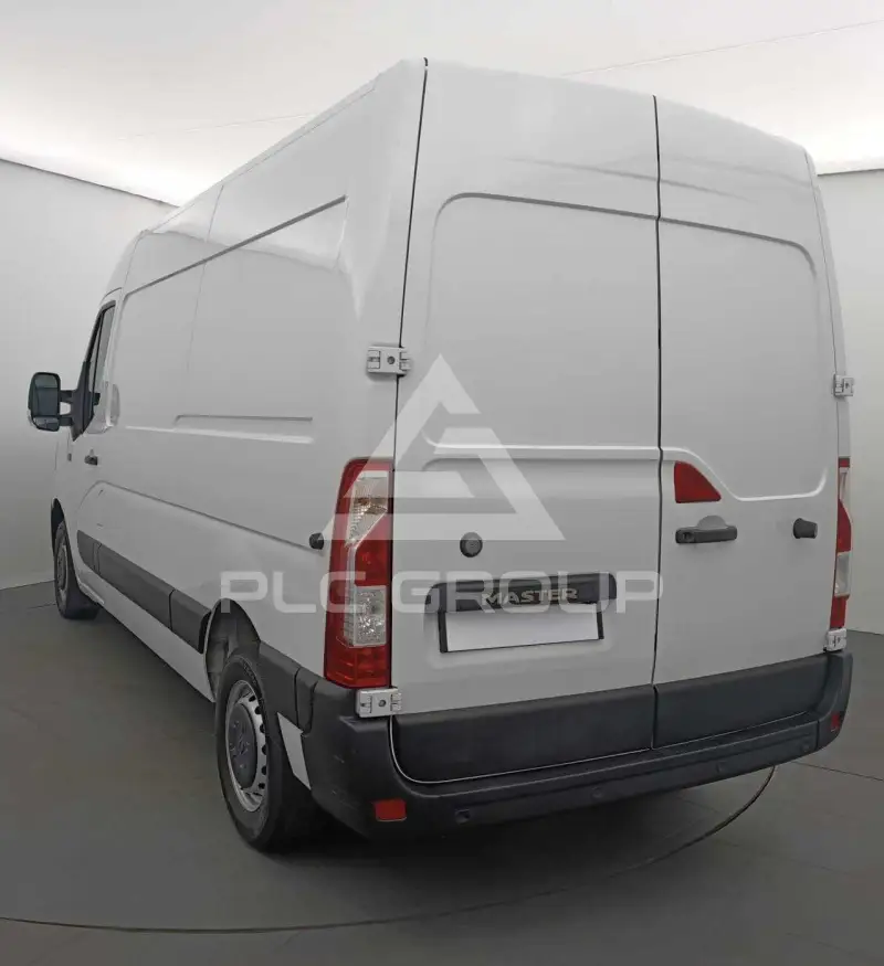 2021 Renault Master