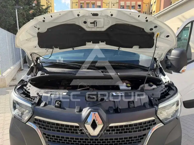 2021 Renault Master