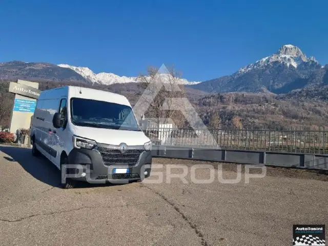 2021 Renault Master