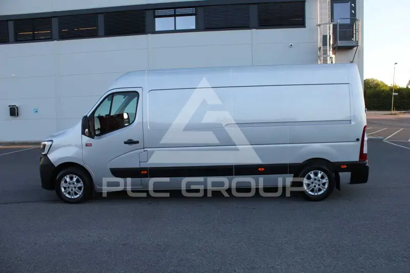 2021 Renault Master