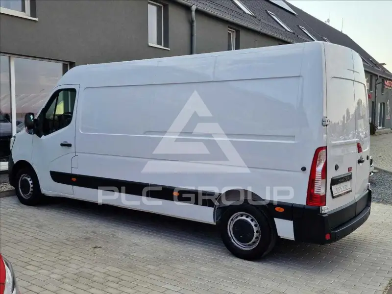 2021 Renault Master