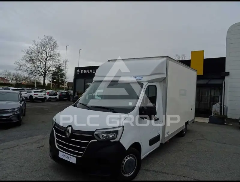 2021 Renault Master