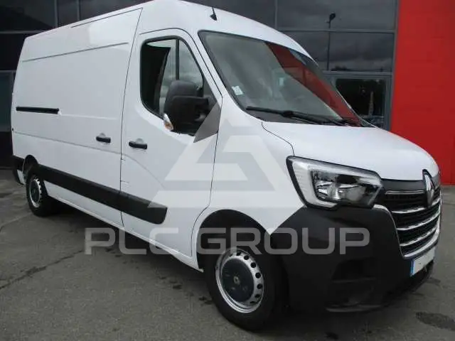 2021 Renault Master