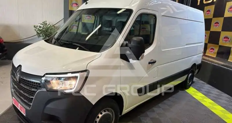 2021 Renault Master