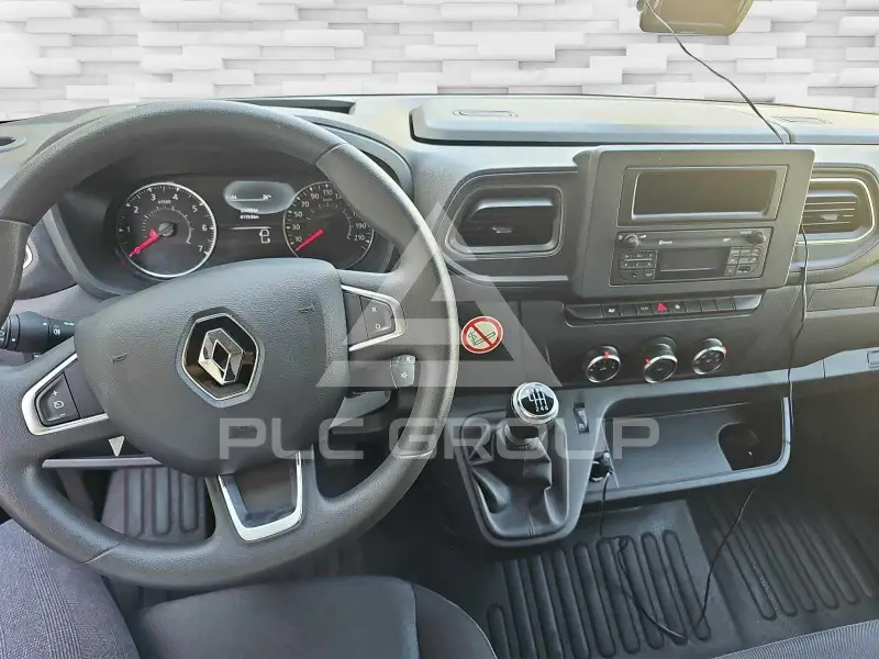 2021 Renault Master
