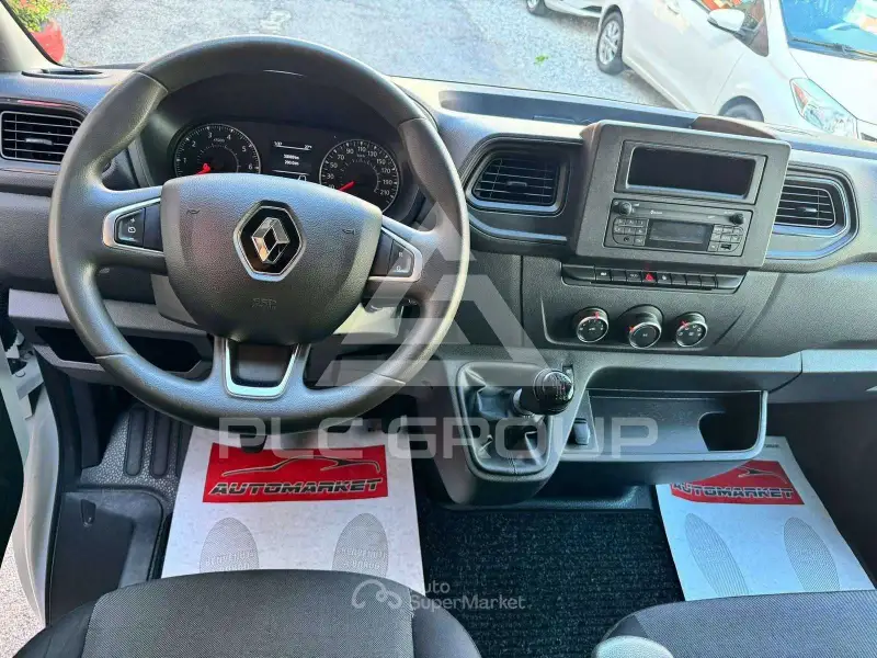 2021 Renault Master