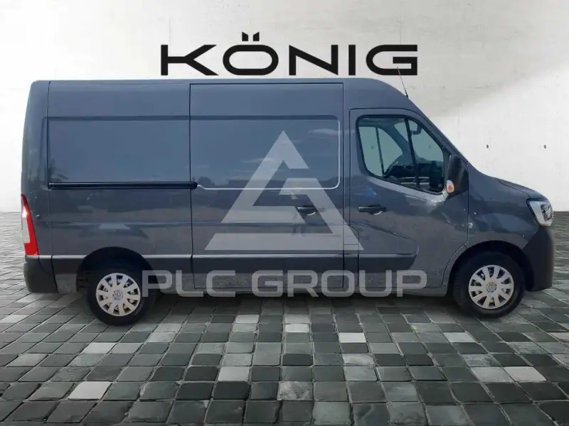 2021 Renault Master