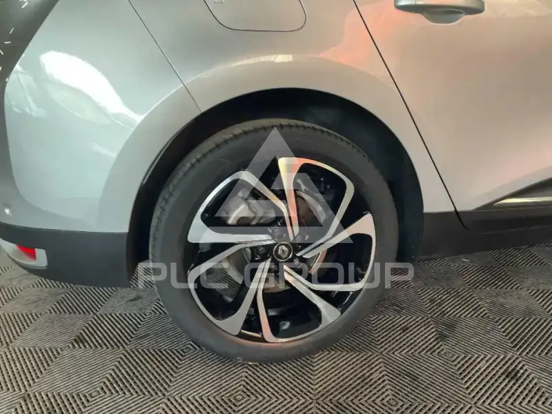 2021 Renault Scenic
