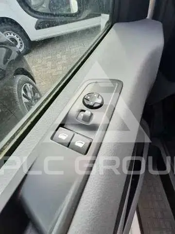 2021 Opel Vivaro