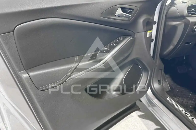 2021 Opel GrandlandX