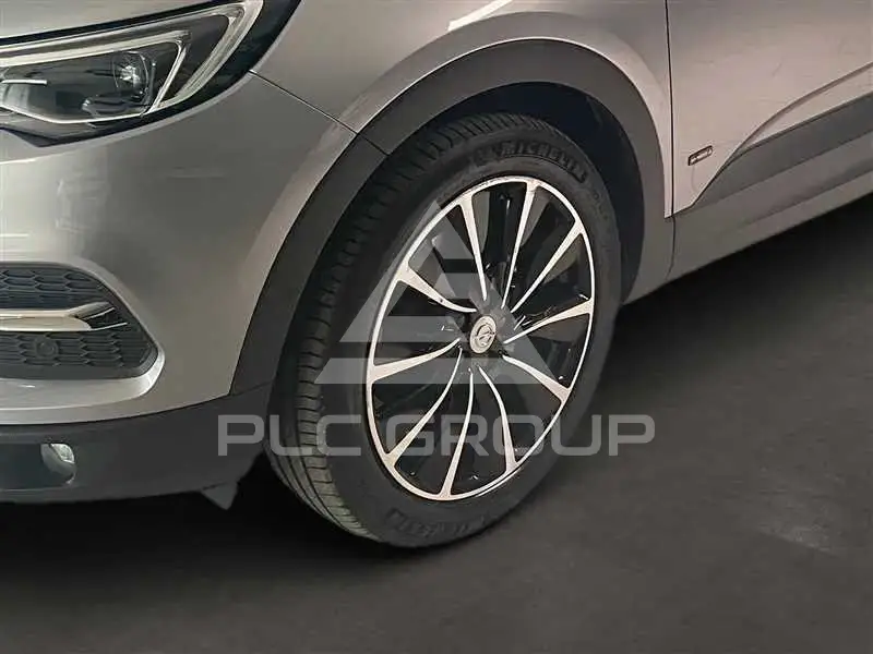 2021 Opel GrandlandX