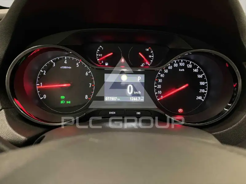 2021 Opel GrandlandX