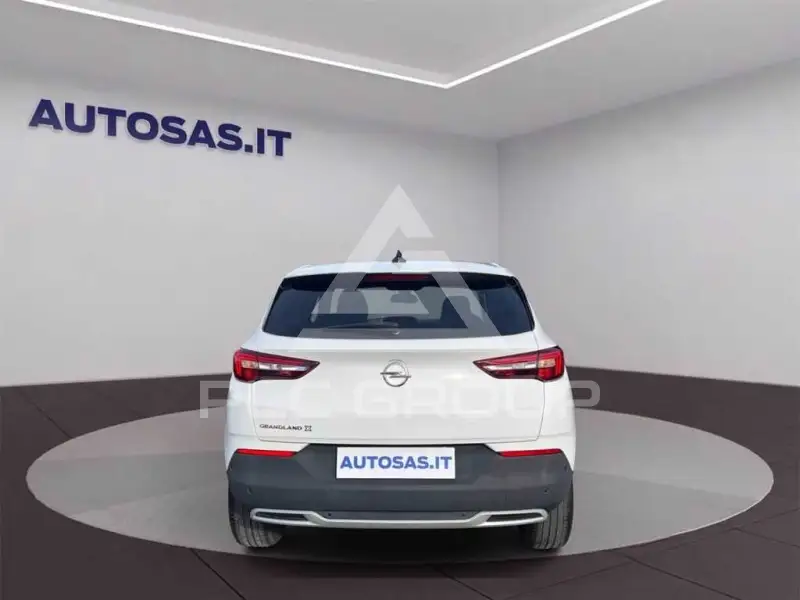 2021 Opel GrandlandX