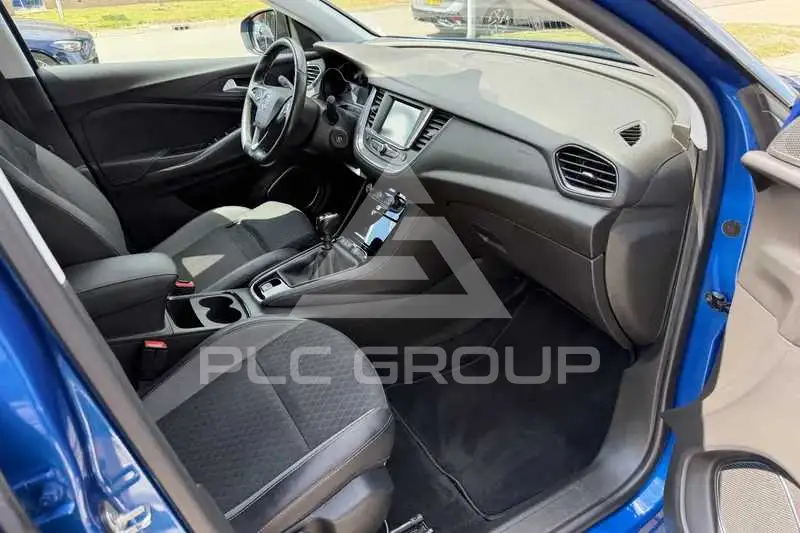 2021 Opel GrandlandX
