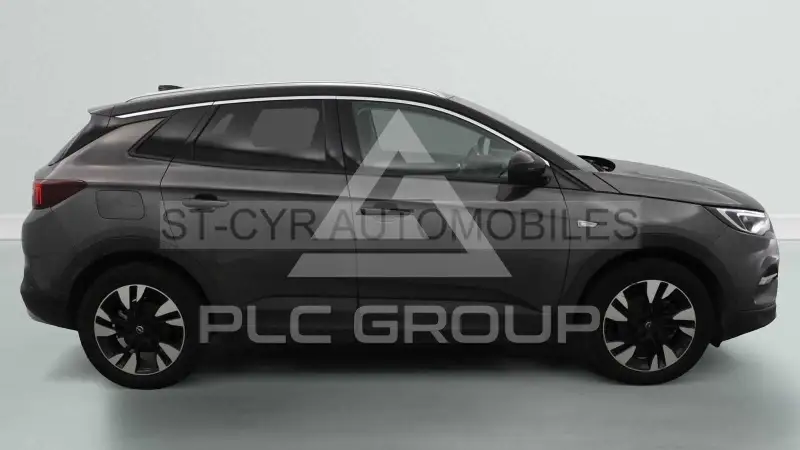 2021 Opel GrandlandX
