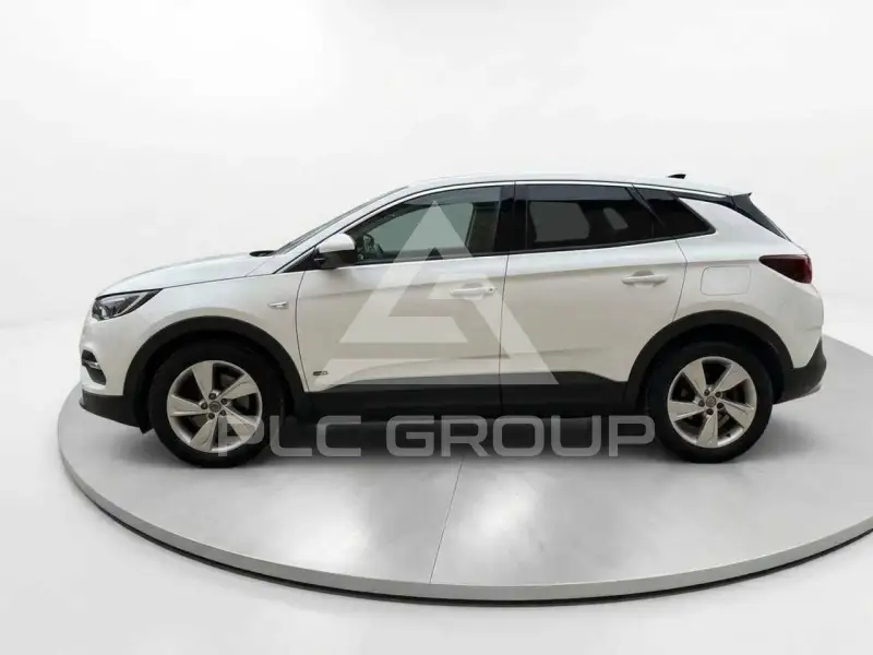 2021 Opel GrandlandX