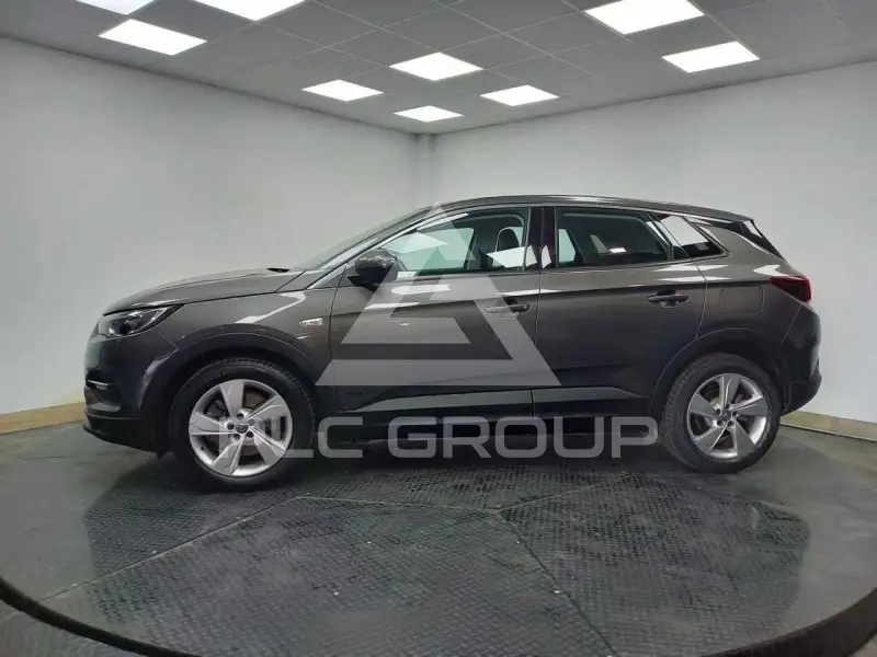 2021 Opel GrandlandX