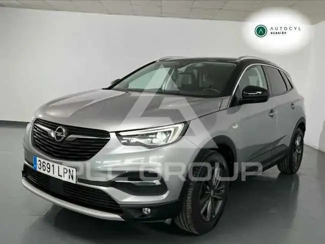 2021 Opel GrandlandX
