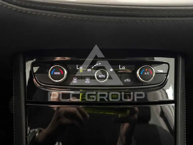 2021 Opel GrandlandX