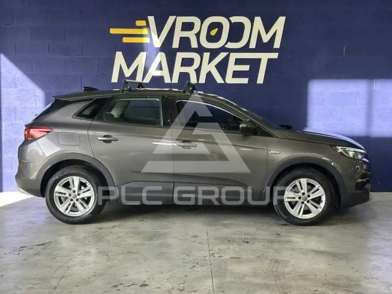 2021 Opel GrandlandX