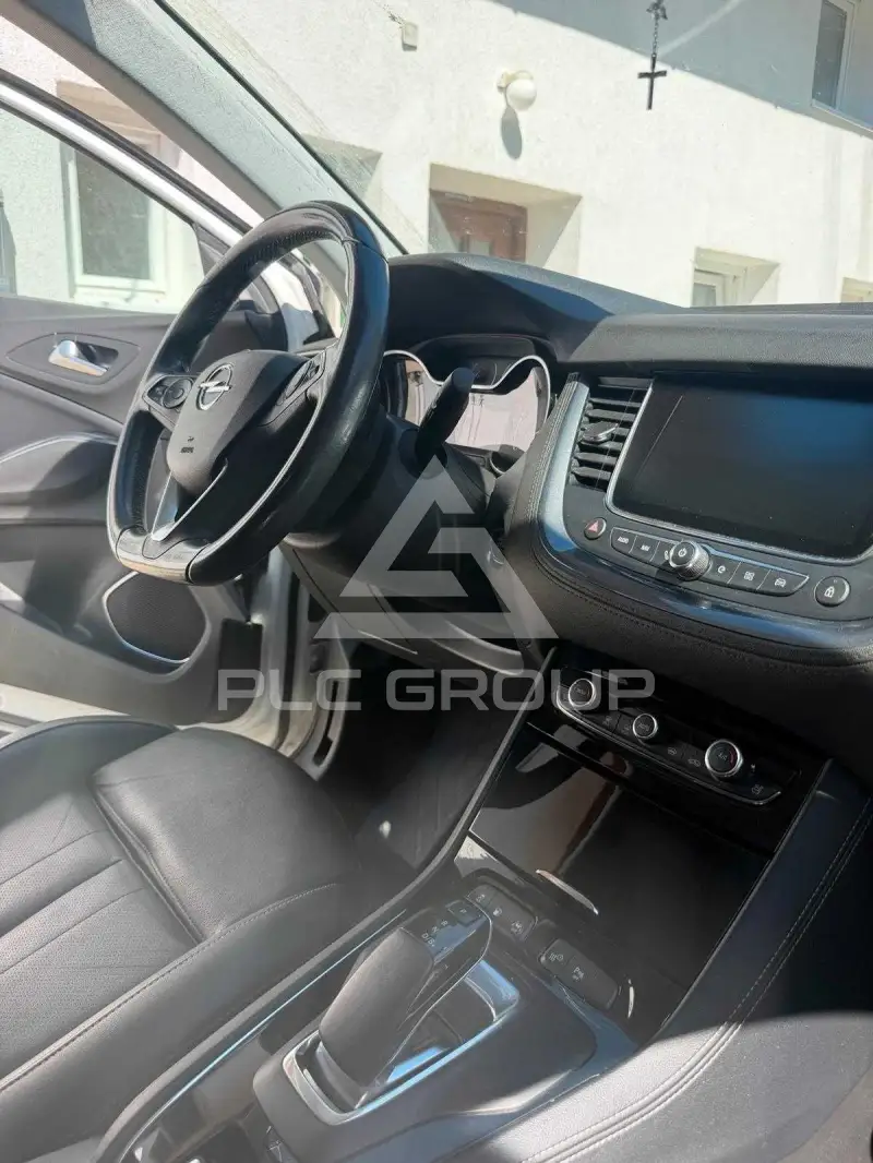 2021 Opel GrandlandX