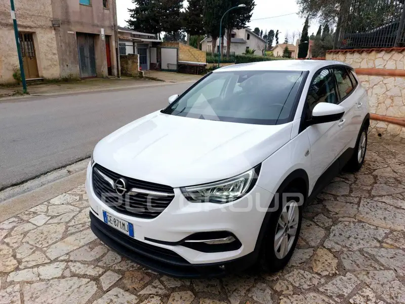 2021 Opel GrandlandX